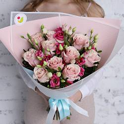 Букет с розами Пинк Мондиаль и с розовой эустомой