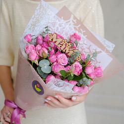15 кустовых роз Леди Бомбастик с эвкалиптом (Голландия)