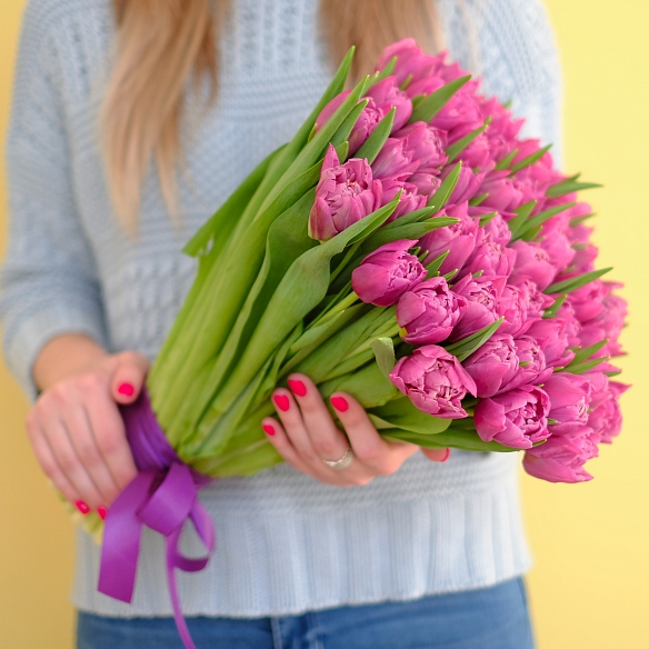 51 фиолетовый тюльпан (Пионовидные)